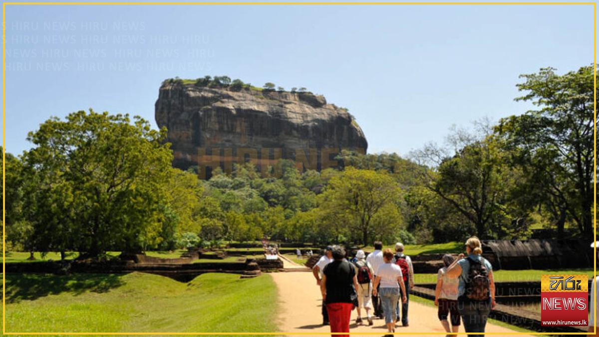 ජූලි මාසයේදී සංචාරක පැමිණීම් ලක්ෂ දෙක ඉක්මවයි