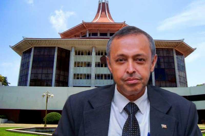 ශ්‍රේෂ්ඨාධිකරණ තීන්දුවෙන් පසු ප්‍රවාහන අමාත්‍යාංශ ලේකම් මහාචාර්ය කපිල පෙරේරා ධුරයෙන් අස්වෙයි