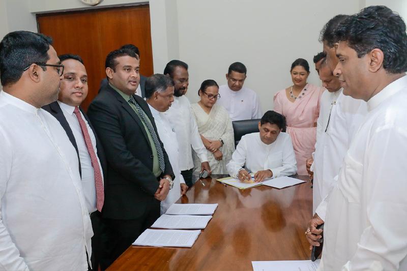 Opposition signs NCM against speaker