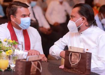 උතුරටයි දකුණටයි නීති දෙකක්ද? උතුරට සමරන්න පුළුවන් නම් දකුණේ විමල්ට සමරන්න බැරි ඇයි? විමල් වෙනුවෙන් නාමල්! VIDEO I Sri Lanka Latest News