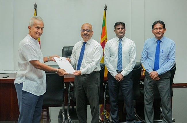 SLC Transformation Committee members receive appointment letters