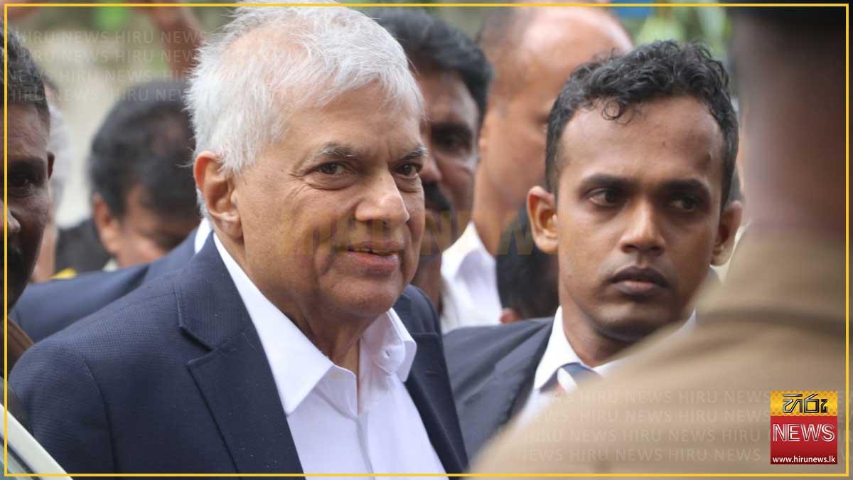 Former President Wickremesinghe returns to island