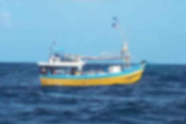 මත්ද්රව්ය බවට සැක තවත් ධීවර යාත්රාවක් දකුණු මුහුදේදී නාවික හමුදා භාරයට