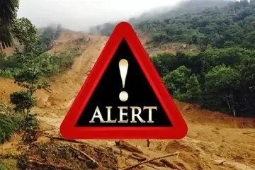 මේ දිස්ත්රික්කවලට නායයෑම් පූර්ව අනතුරු ඇඟවීමේ නිවේදනයක් - හෙට පස්වරු 4 දක්වා ක්රියාත්මකයි