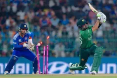 වැඩි ම අවධානයක් යොමු වූ ඉන්දියා - පකිස්ථාන ක්රිකට් සටනේ ජය ඉන්දියාවට