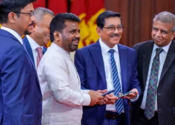 ජාතික QR ගෙවීම් ප්රචලිත කිරීමේ ව්යාපෘතිය අනුර දියත් කරයි! රුපියල් 5000 දක්වා සියලු QR ගනුදෙනුවලට සේවා ගාස්තු නිදහස්! ඕනෑම වේලාවක-ඕනෑම ස්ථානයක සිට P to P ගනුදෙනු පහසුවෙන්! PHOTOS I Sri Lanka Latest News