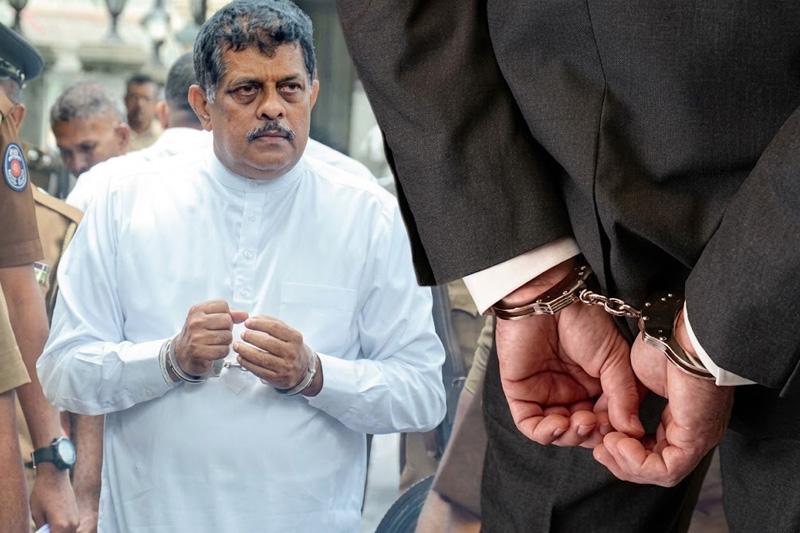 Court clerk remanded for accepting bribe to reduce ex-minister’s prison term