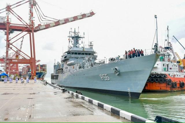 INS Sharda departs Colombo after replenishment visit