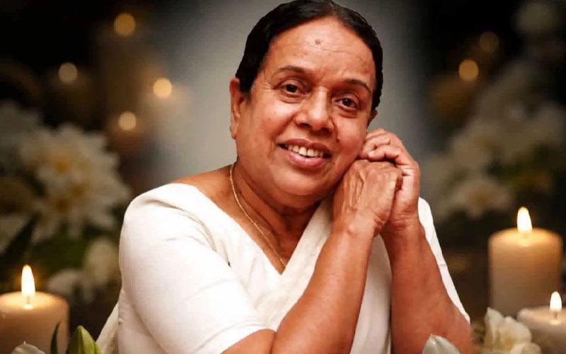 ජාතියේ යශෝරාවය නන්දා මාලිනිය නික්ම ගියාය!