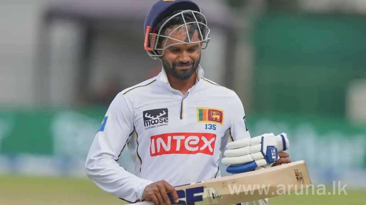 ධනංජය ද සිල්වා ටෙස්ට් නායකත්වයෙන් ඉල්ලා අස්වෙයි