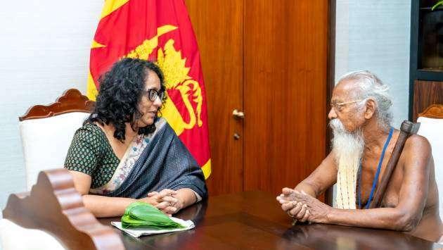 PM assures protection of Vedda rights