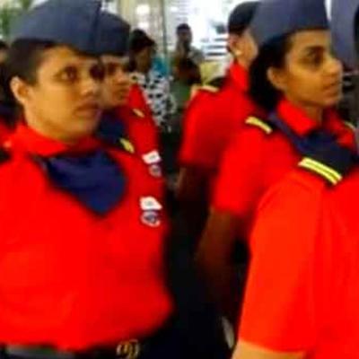 ඉතිහාසයේ පළමුවරට ලංගමයට කාන්තා කොන්දොස්තරවරියන්