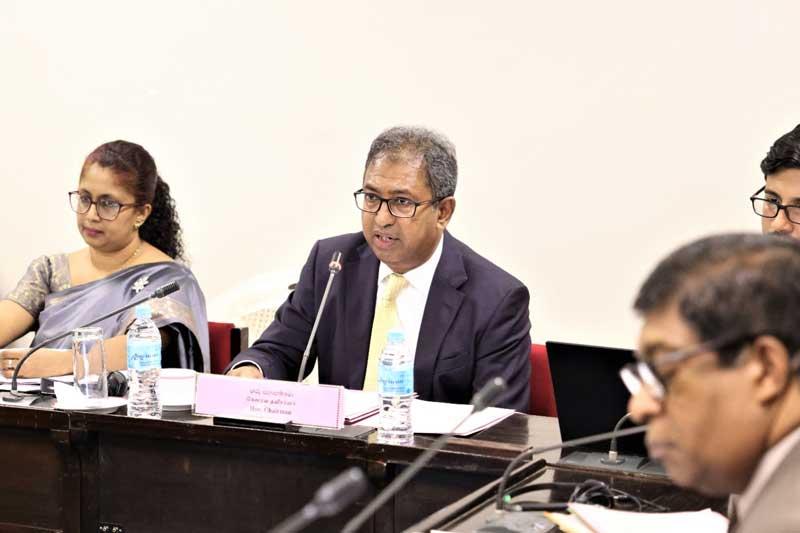 රජයේ මුදල් පිළිබඳ කාරක සභාව NDB බැංකුවේ 'මූල්ය වංචාව' පිළිබඳ කරුණු විමසයි